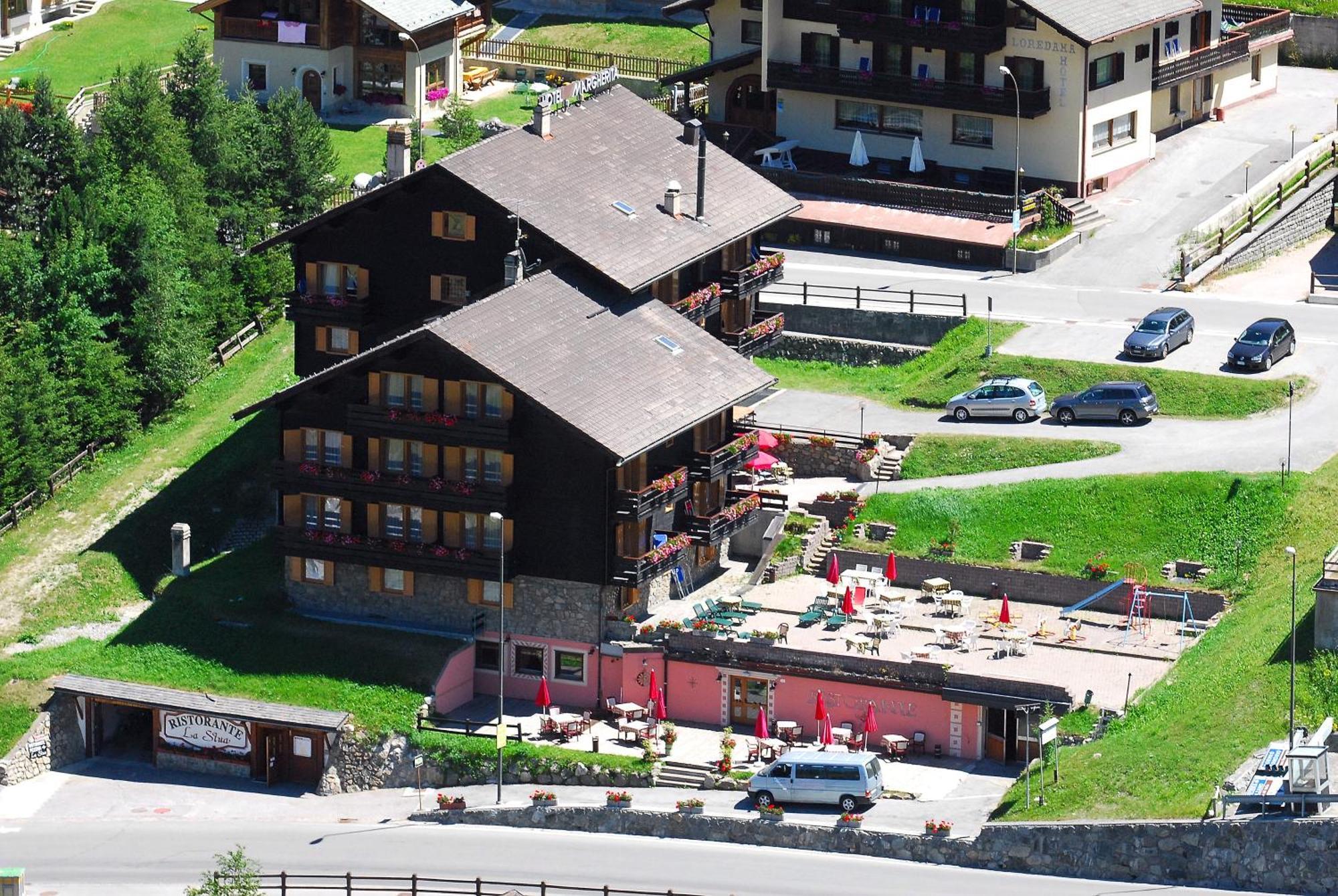 Hotel Margherita Livigno Kültér fotó