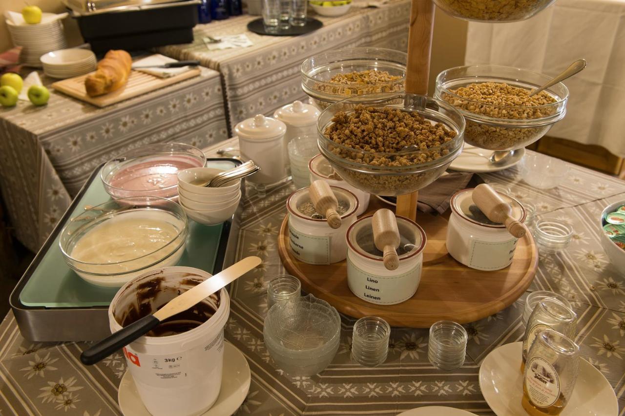 Hotel Margherita Livigno Kültér fotó